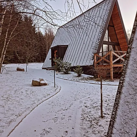Brda Na Skraju Lasu Сasa de vacaciones Wambierzyce